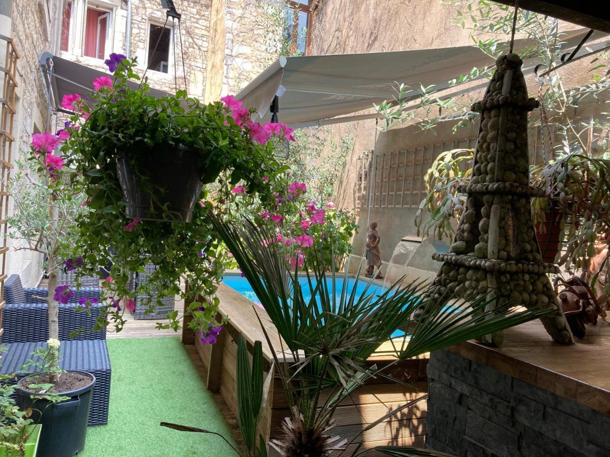 Ancien Hotel Plein De Charme Baume-les-Dames Dış mekan fotoğraf